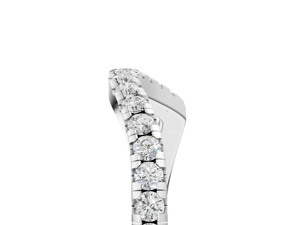 Silver Round Diamond Pavé Twist Band with U-Prong Setting