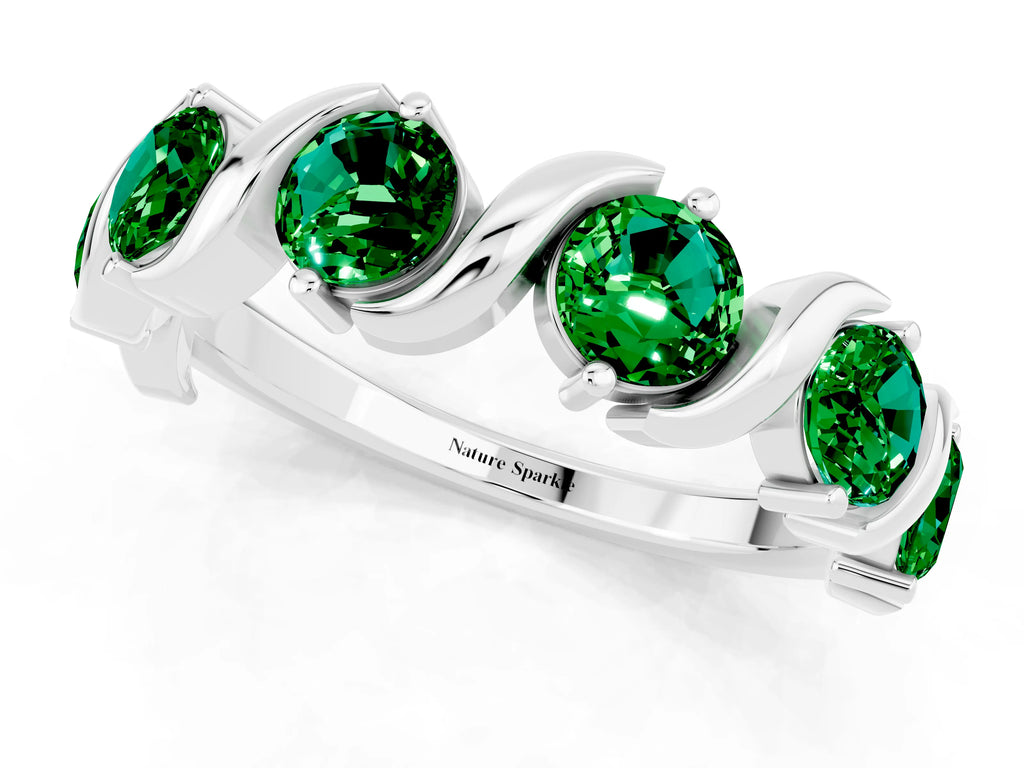 Six-Stone Round Emerald Wave Band in Platinum with Shared Prong Setting