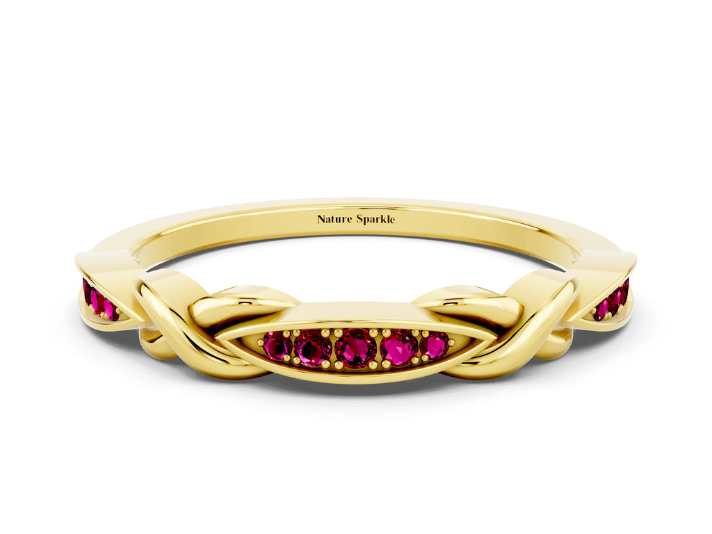 Twisted Marquise Garnet Pavé Band in Yellow gold with Shared Prong Setting