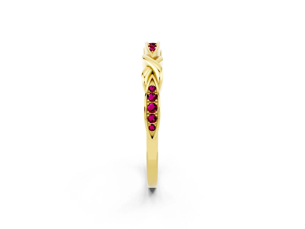 Twisted Marquise Garnet Pavé Band in Yellow gold with Shared Prong Setting