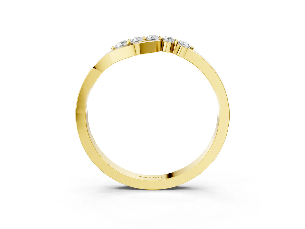 Yellow gold Five-Stone Round Diamond Crossover Band with Prong Setting